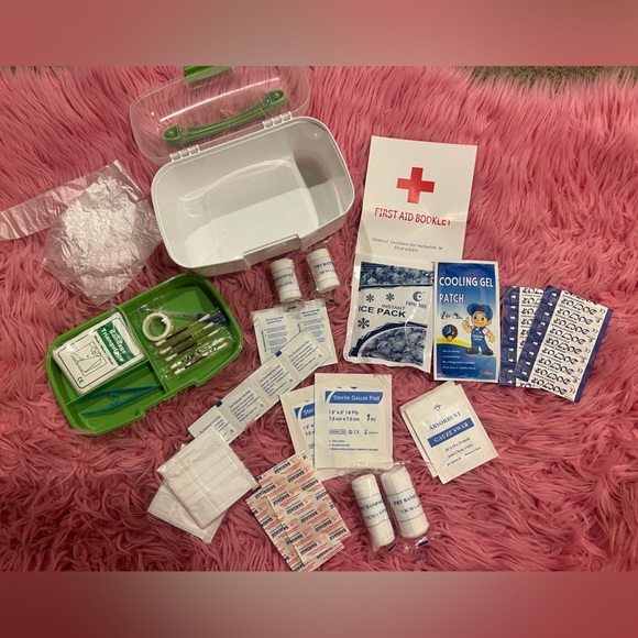 First aid kit organizer carrying full set toolbox. - Picture 8 of 9